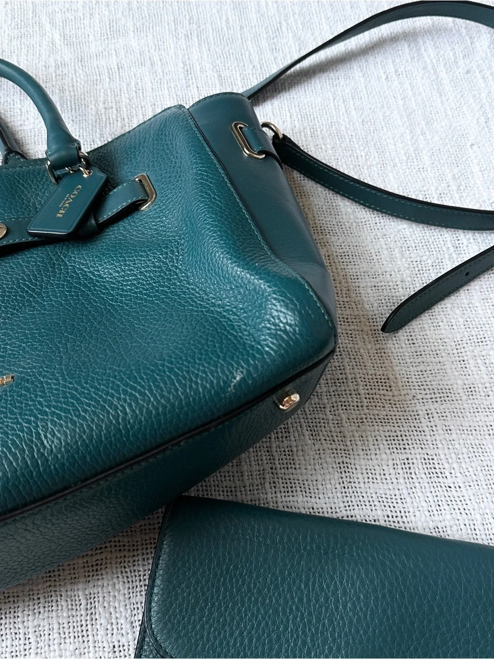 Coach Teal Pebble Blake Carryall Crossbody Purse/Wallet & Dustbag Set 🦚
